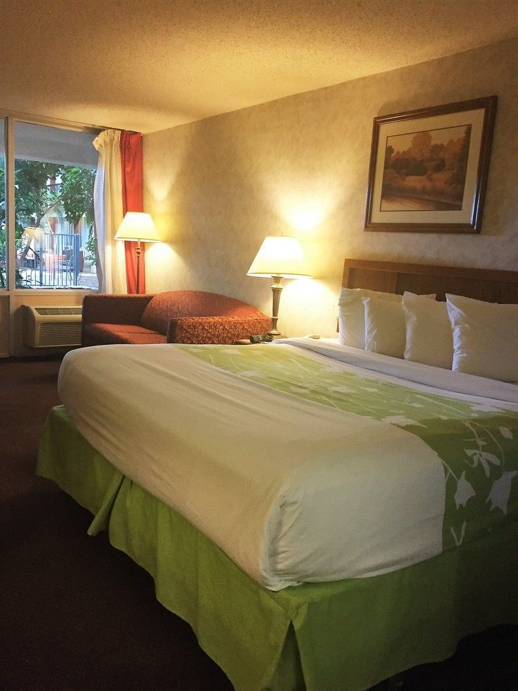 Clarion Inn Fort Collins Eksteriør billede
