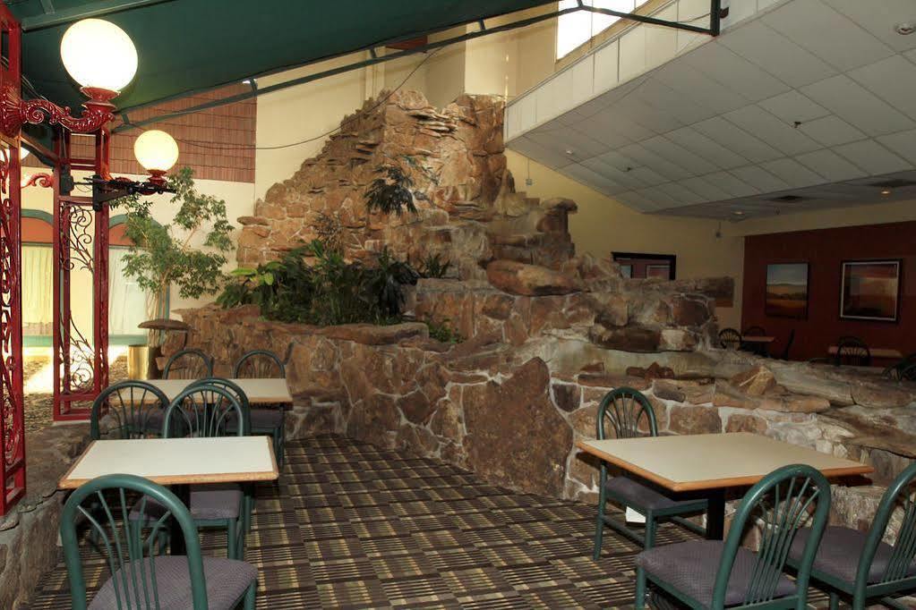 Clarion Inn Fort Collins Eksteriør billede